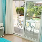 Yeni מלון