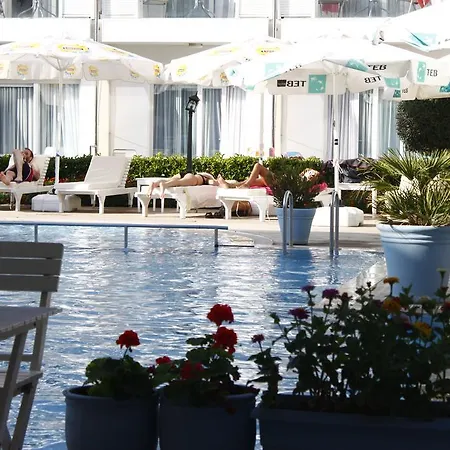 Yeni Hotell