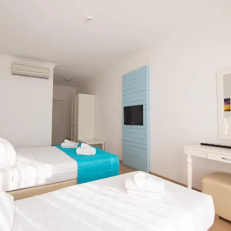 Hotell Yeni 3*