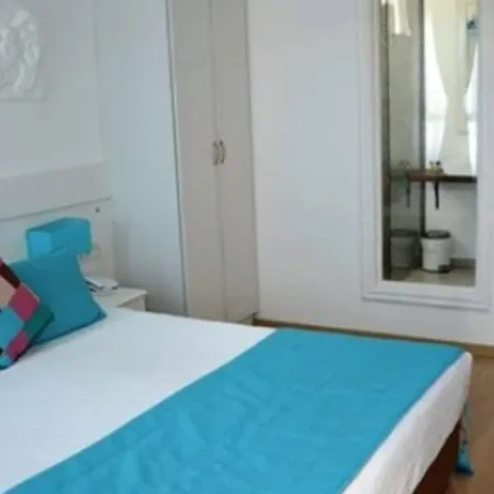 Yeni 3* Кешме