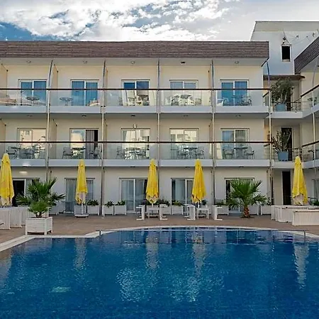 Hotel Yeni 3*