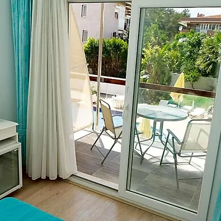 Hotel Yeni 3*