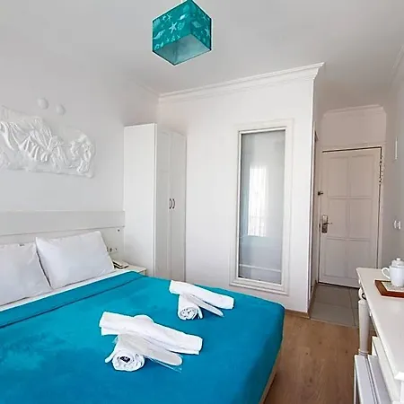 Yeni Hotel Çeşme