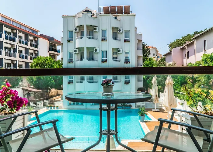 Yeni 3* Çeşme