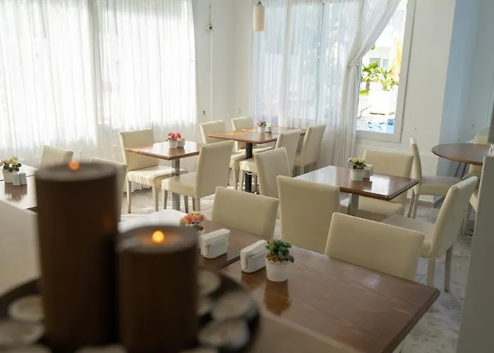 Yeni 3* Çeşme