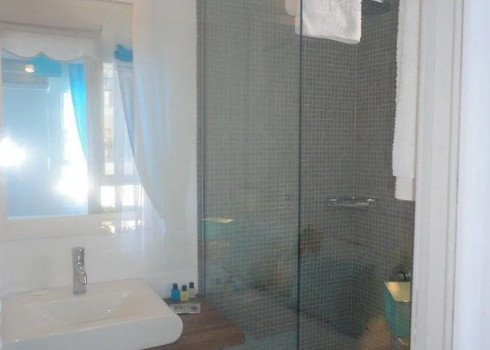 Yeni Hotel Çeşme